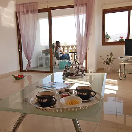 Apartment Xenios *