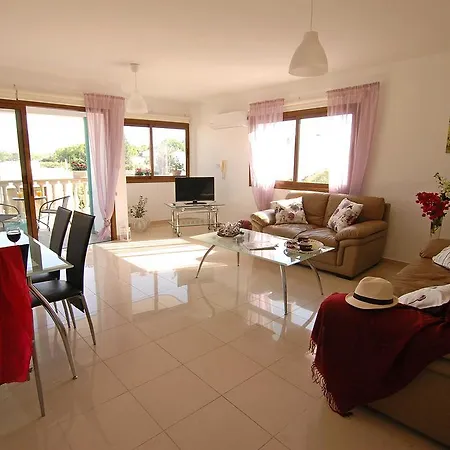 Xenios Apartment *