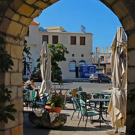 Xenios * Polis